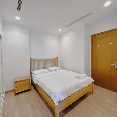 הו צ'י מין סיטי Homes By Christine - Vinhomes Central Park מראה חיצוני תמונה