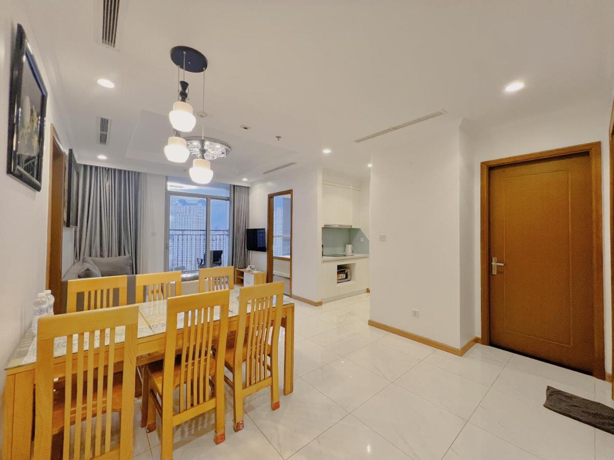 הו צ'י מין סיטי Homes By Christine - Vinhomes Central Park מראה חיצוני תמונה