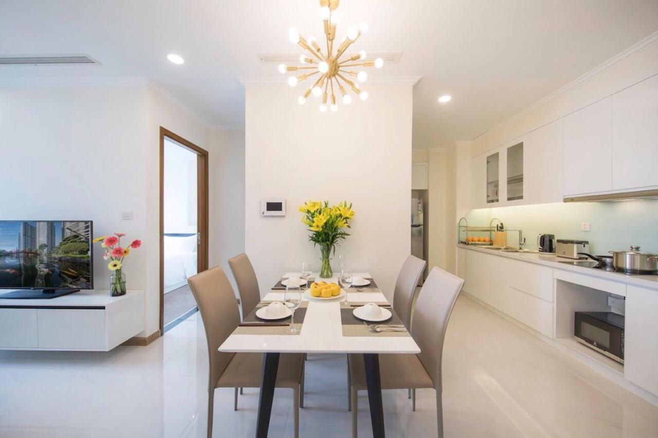 הו צ'י מין סיטי Homes By Christine - Vinhomes Central Park מראה חיצוני תמונה