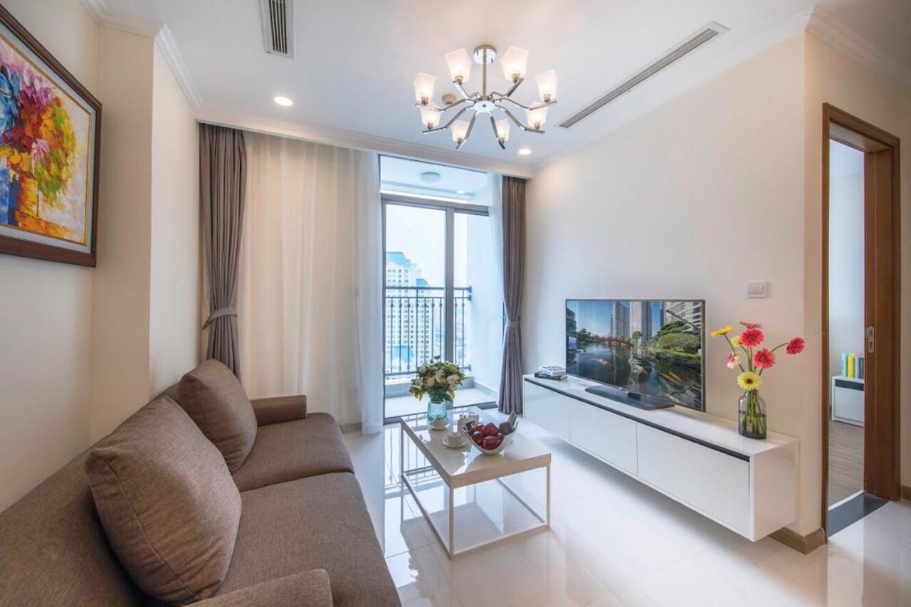 הו צ'י מין סיטי Homes By Christine - Vinhomes Central Park מראה חיצוני תמונה