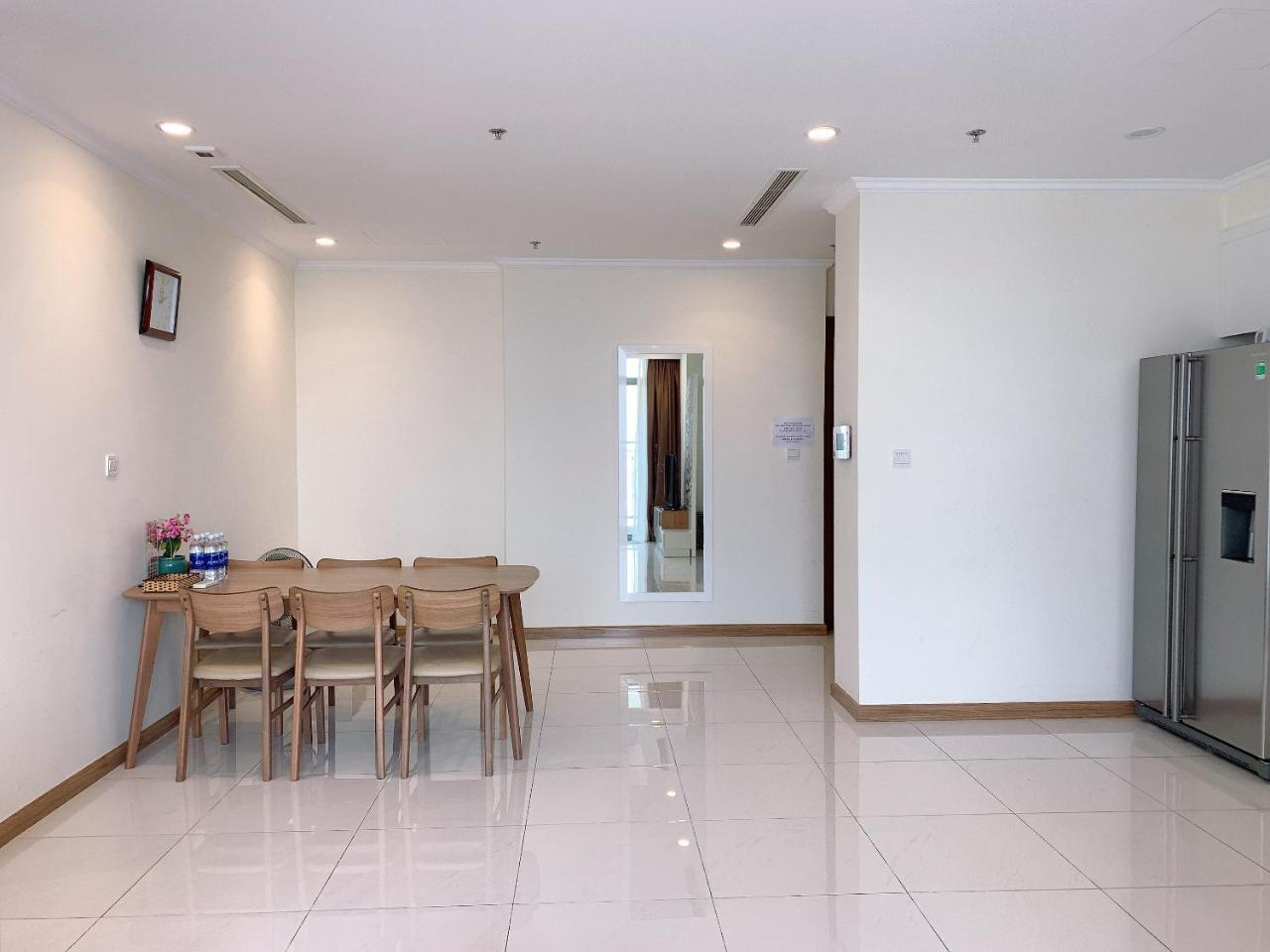 הו צ'י מין סיטי Homes By Christine - Vinhomes Central Park מראה חיצוני תמונה
