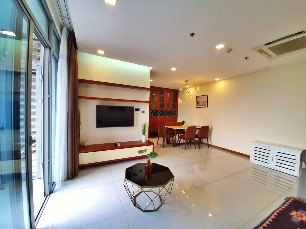 הו צ'י מין סיטי Homes By Christine - Vinhomes Central Park מראה חיצוני תמונה