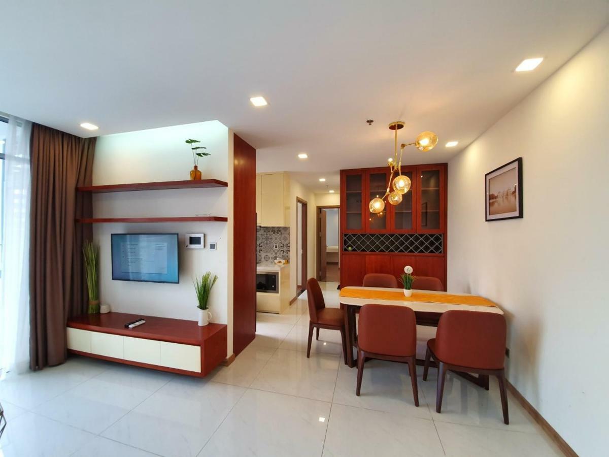 הו צ'י מין סיטי Homes By Christine - Vinhomes Central Park מראה חיצוני תמונה